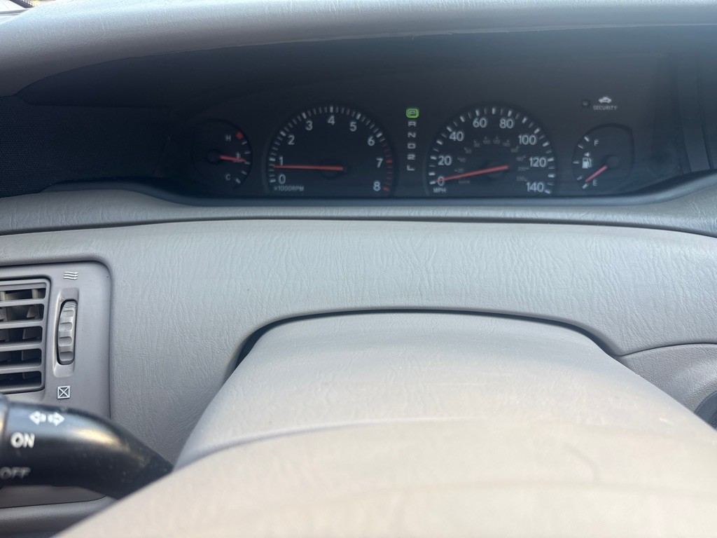2004 Toyota Avalon Image 18