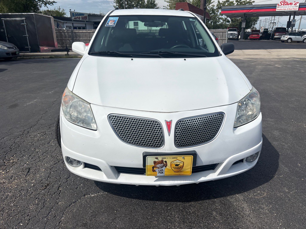 2005 Pontiac Vibe Image 2