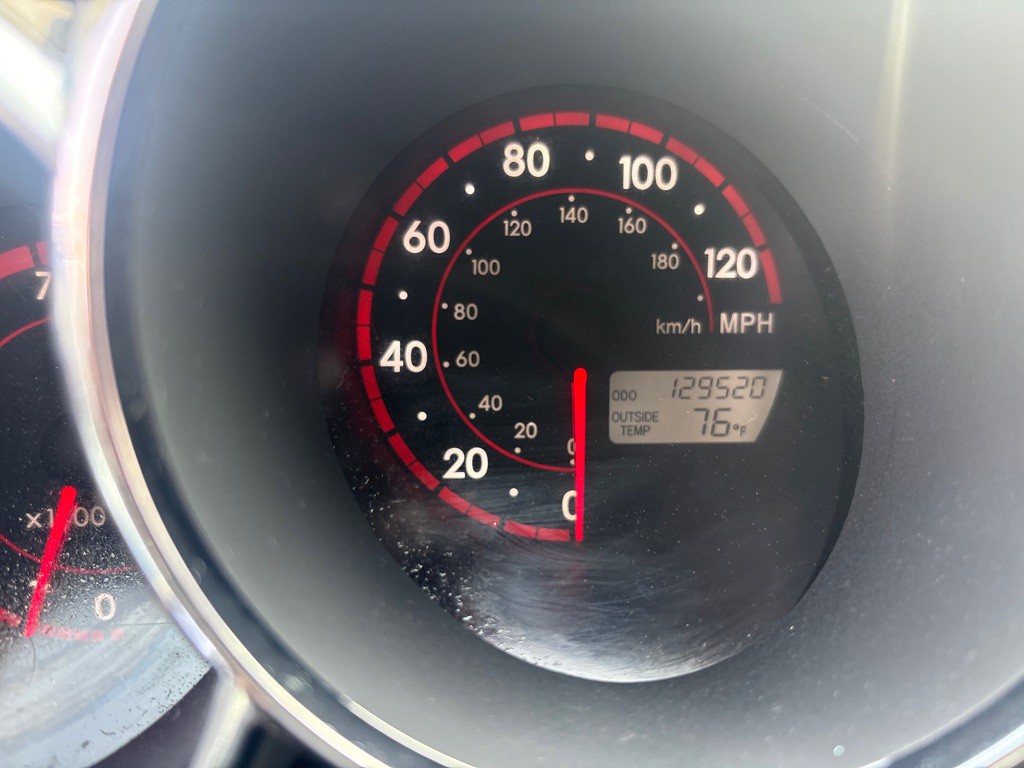 2005 Pontiac Vibe Image 18