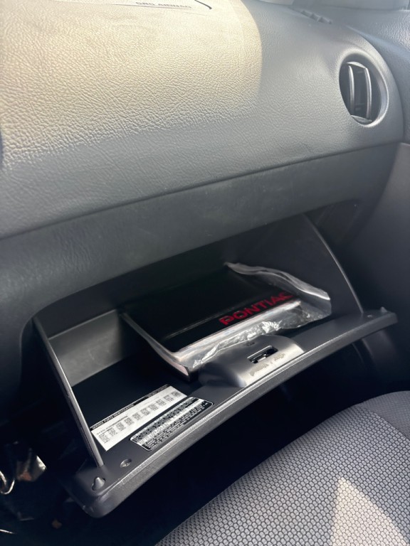 2005 Pontiac Vibe Image 22