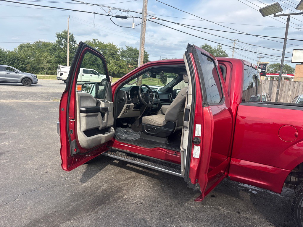 2015 Ford F-150 Image 13