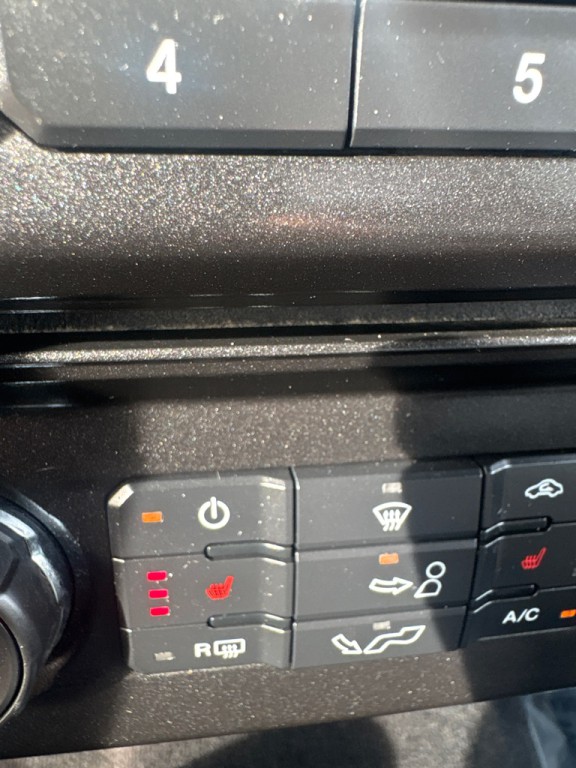 2015 Ford F-150 Image 25