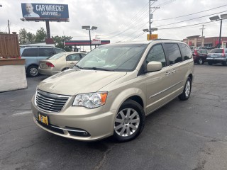 Image for 2015 Chrysler Town & Country Touring ID: 7669420