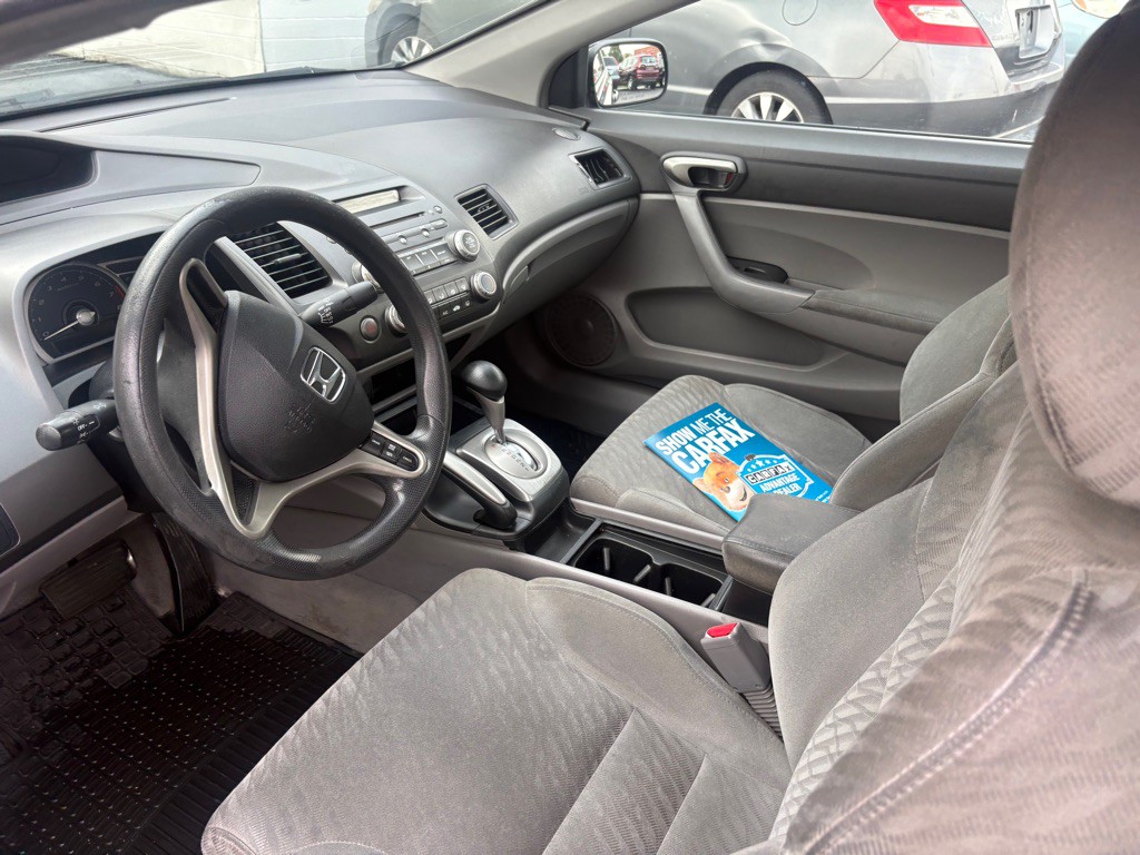 2010 Honda Civic Image 11