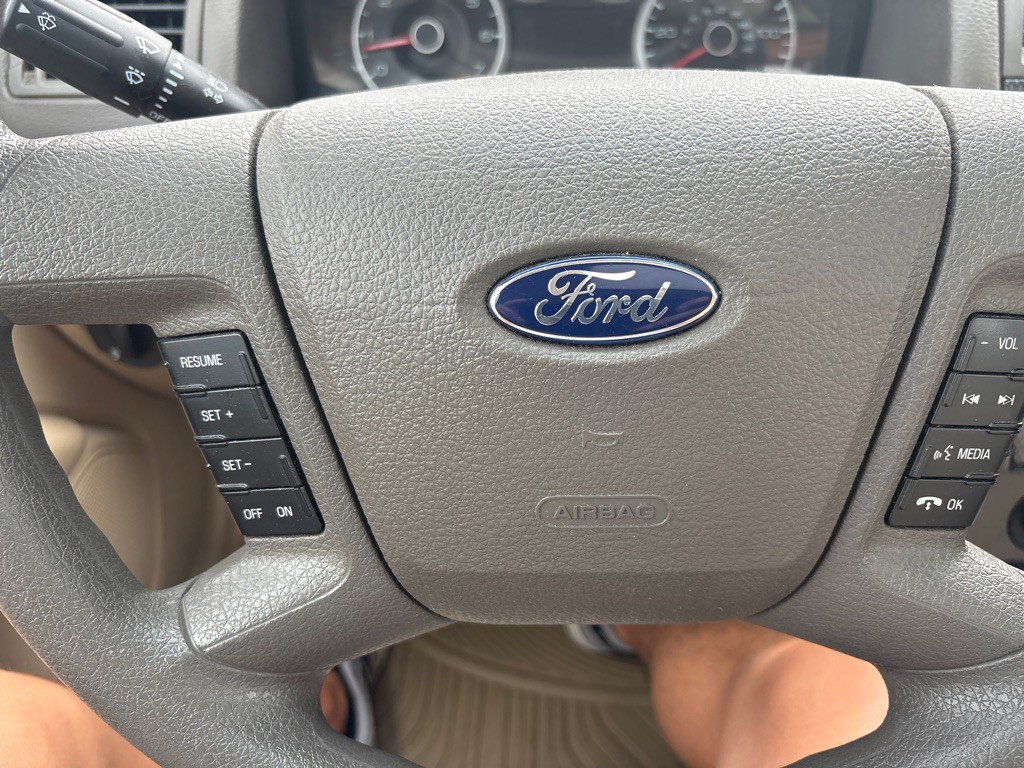 2009 Ford Fusion Image 16