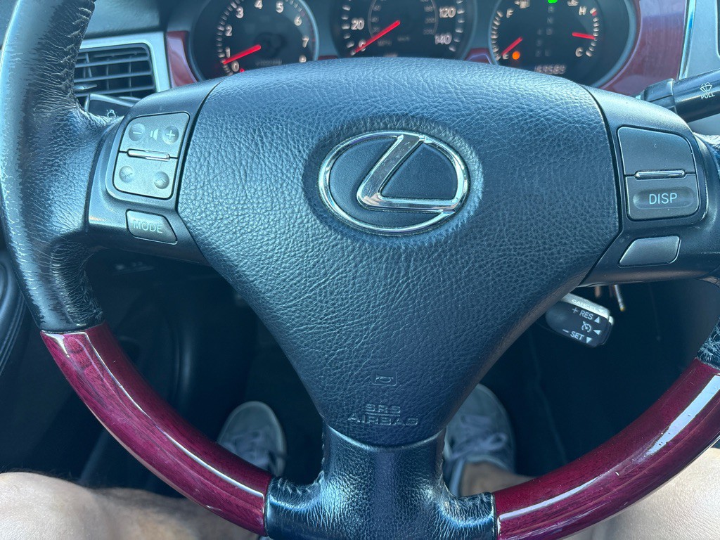 2005 Lexus ES Image 14
