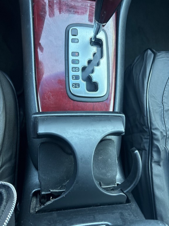 2005 Lexus ES Image 19
