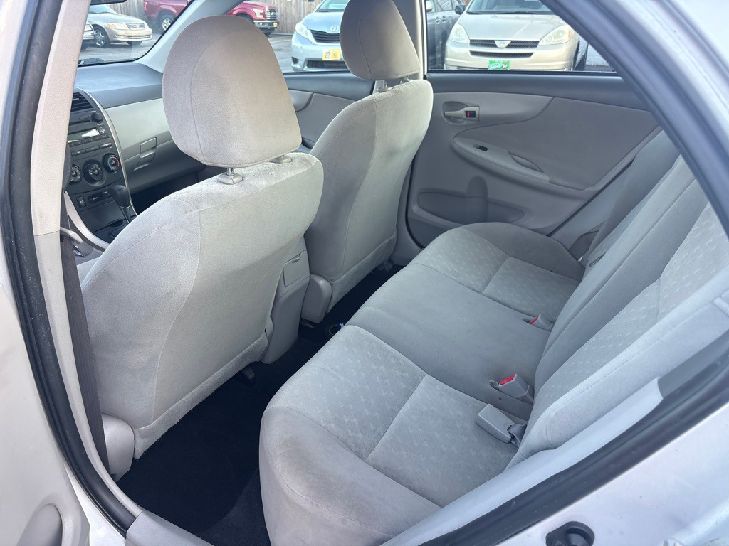 2009 Toyota Corolla Image 9