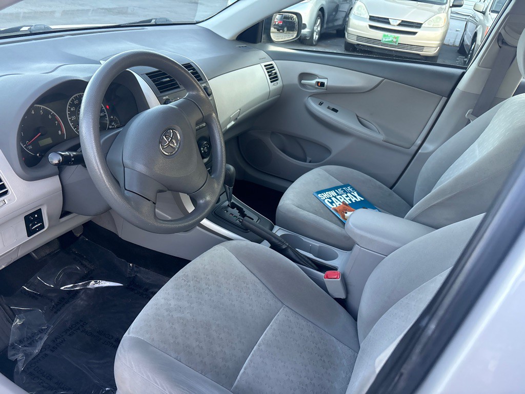 2009 Toyota Corolla Image 12