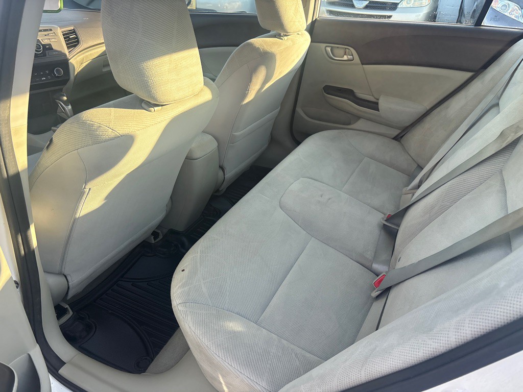 2012 Honda Civic Image 9