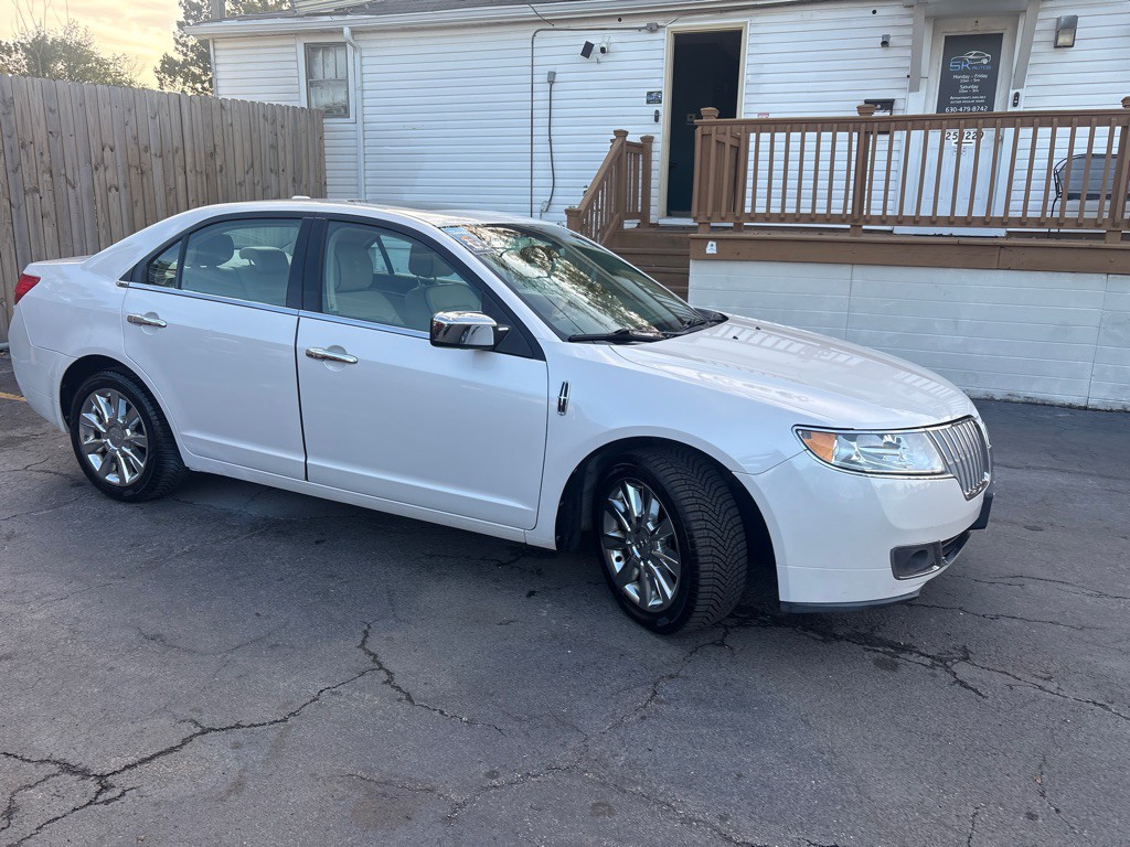 2011 Lincoln MKZ Image 3