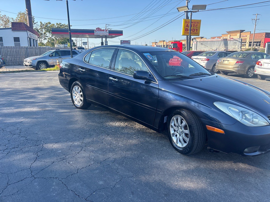2003 Lexus ES Image 3