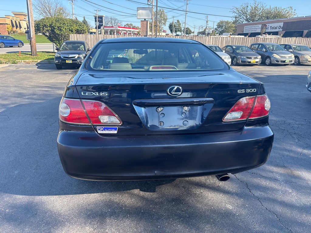 2003 Lexus ES Image 5