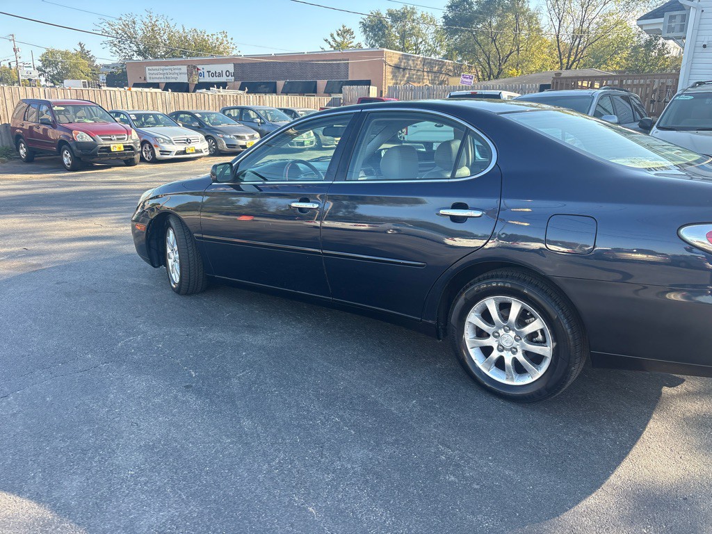 2003 Lexus ES Image 6