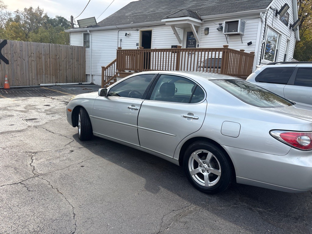 2002 Lexus ES Image 6