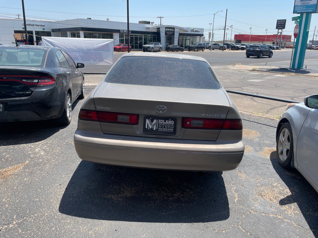 1999 Toyota Camry Image 4