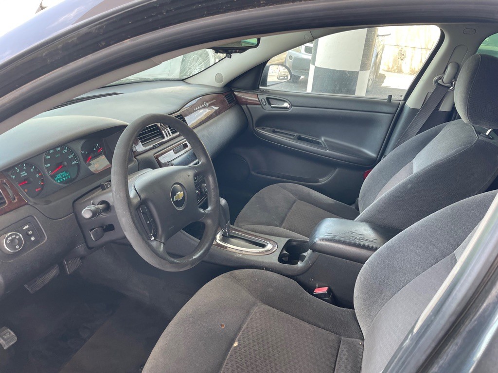 2011 Chevrolet Impala Image 7