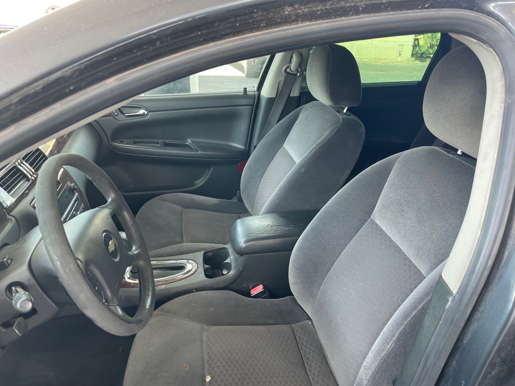 2011 Chevrolet Impala Image 8