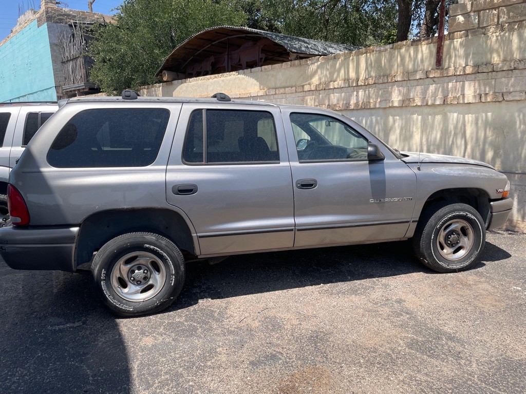 1999 Dodge Durango Image 1