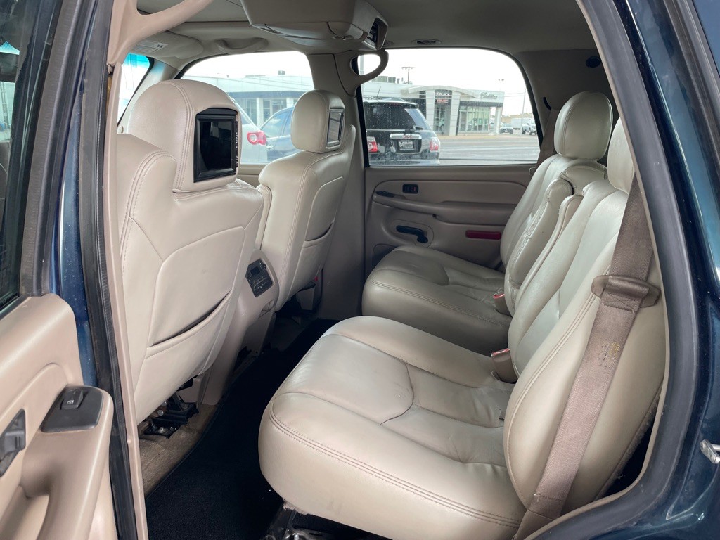 2005 Chevrolet Tahoe Image 11