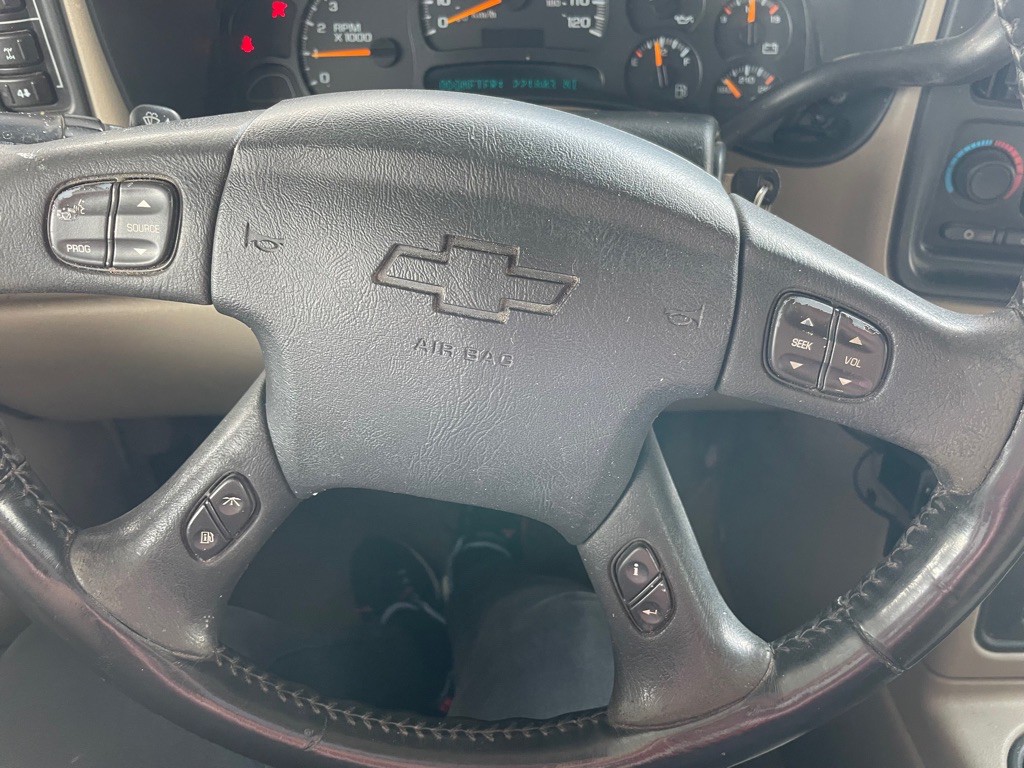 2005 Chevrolet Tahoe Image 15