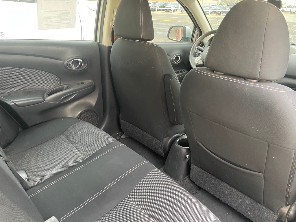 2014 Nissan Versa Image 6