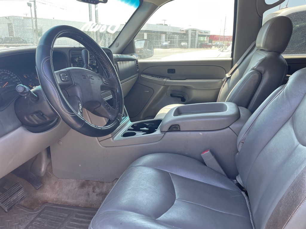 2006 GMC Yukon Image 6