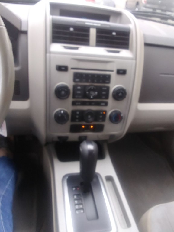 2012 Ford Escape Image 7
