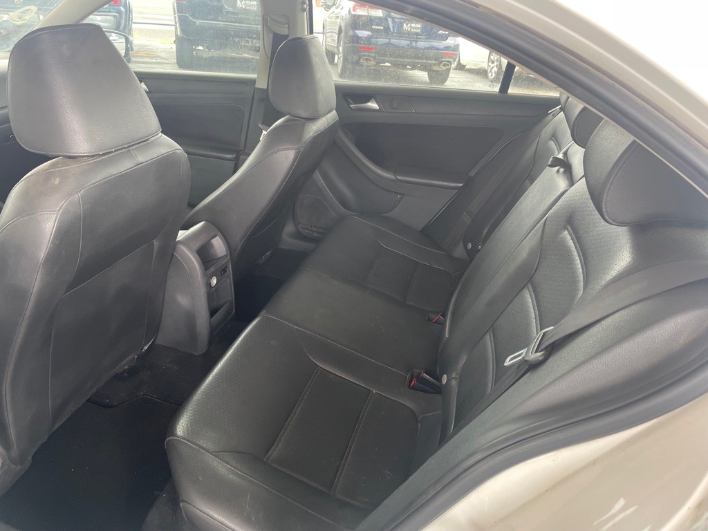 2014 Volkswagen Jetta Image 8