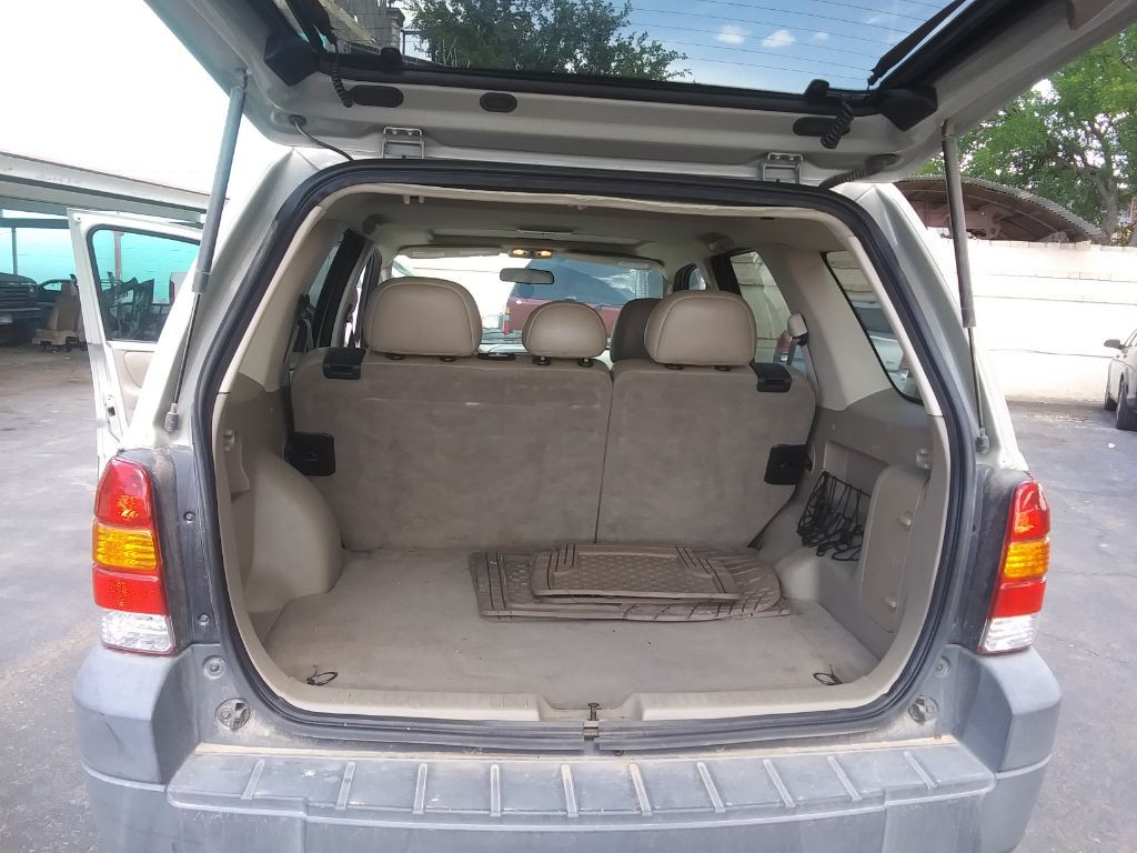 2005 Ford Escape Image 13