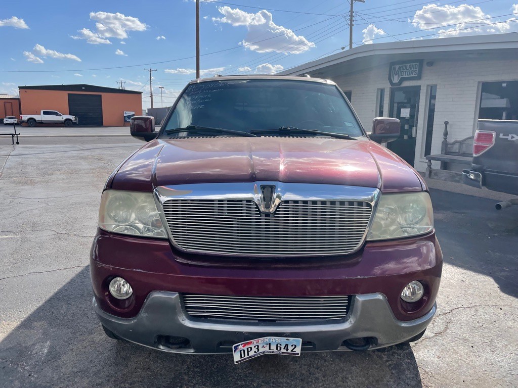 2004 Lincoln Navigator Image 3