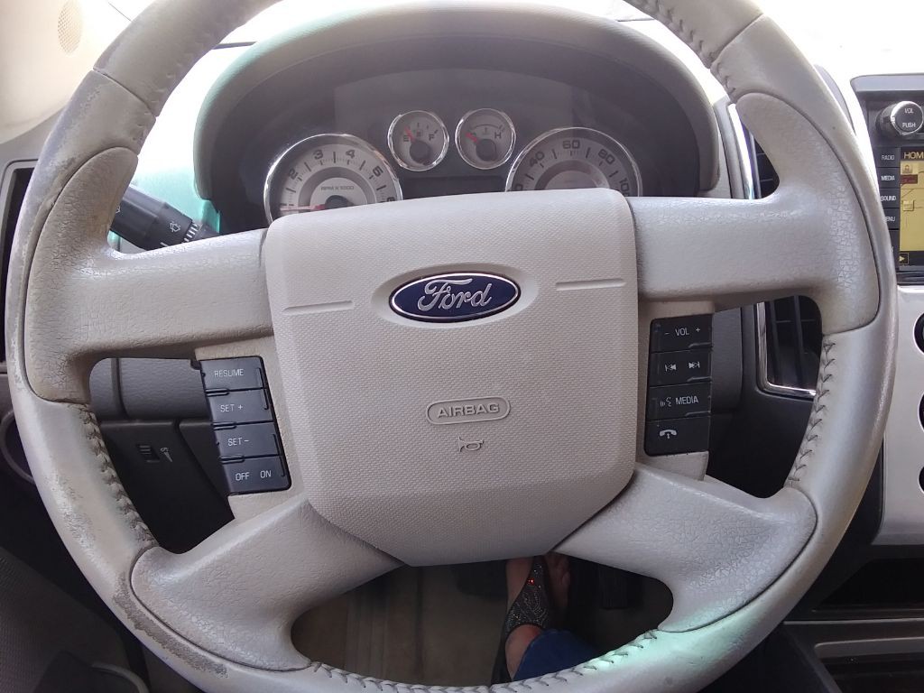 2010 Ford Edge Image 5