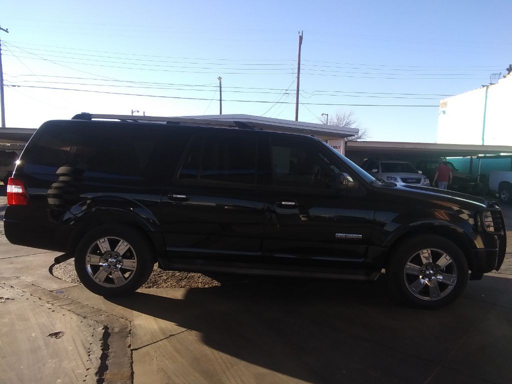 2007 Ford Expedition Image 2