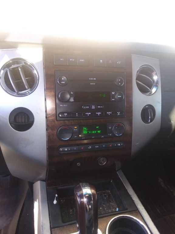 2007 Ford Expedition Image 12