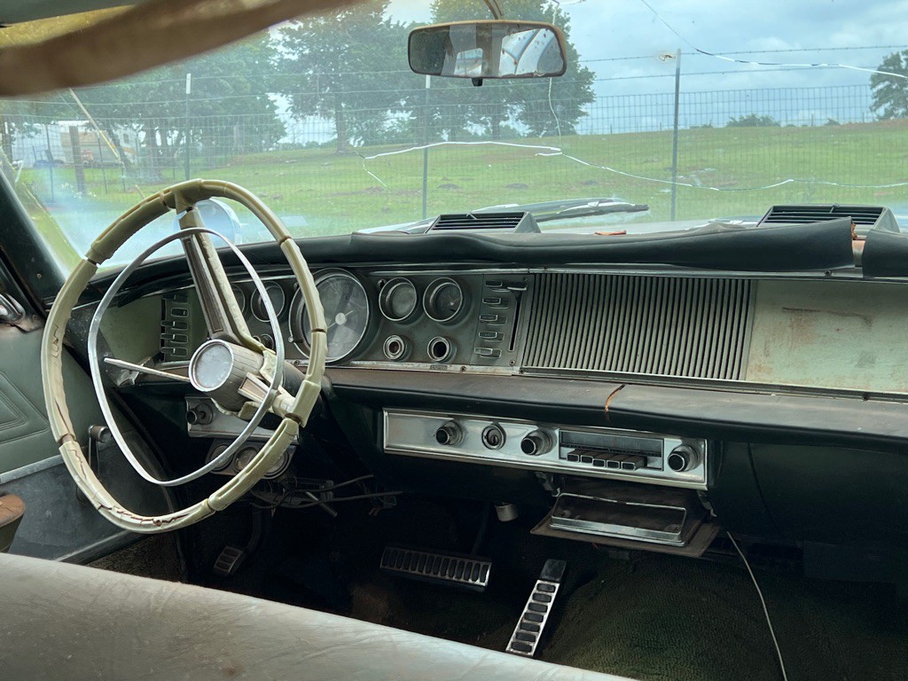 1964 Chrysler New Yorker Image 11