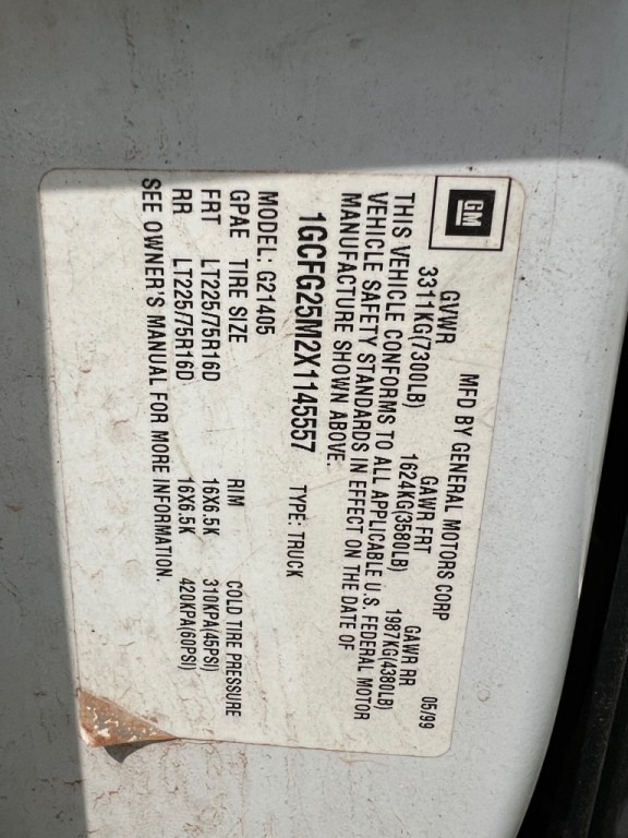 1999 Chevrolet Express Image 19