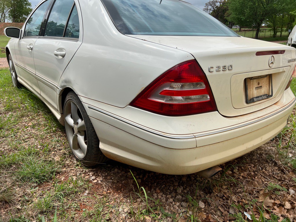 2005 Mercedes-Benz C-Class Image 8