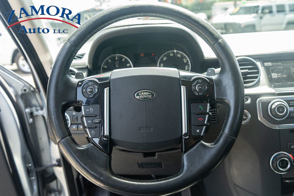 2016 Land Rover LR4 Image 22
