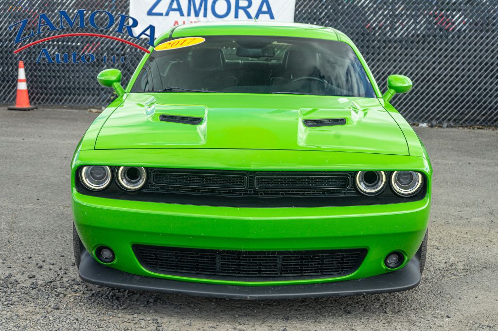2017 Dodge Challenger Image 2