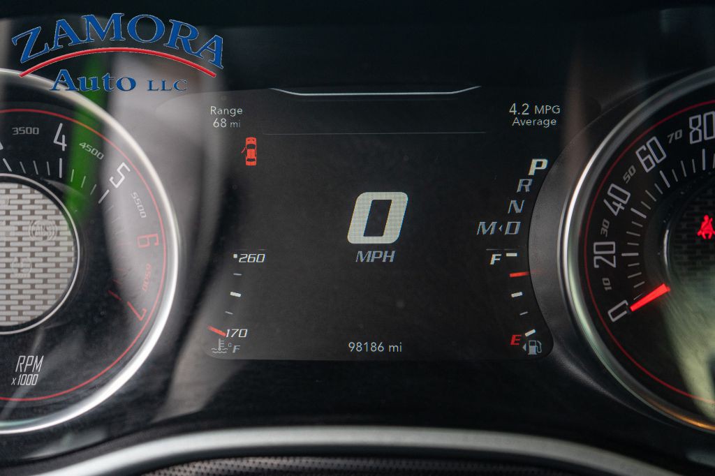 2017 Dodge Challenger Image 10