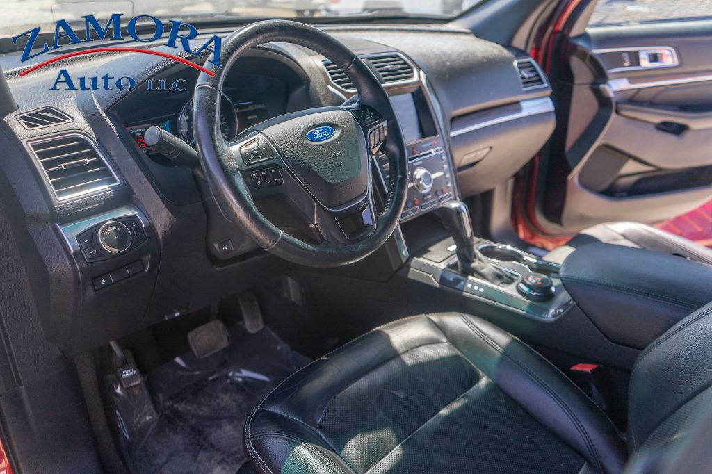 2016 Ford Explorer Image 11