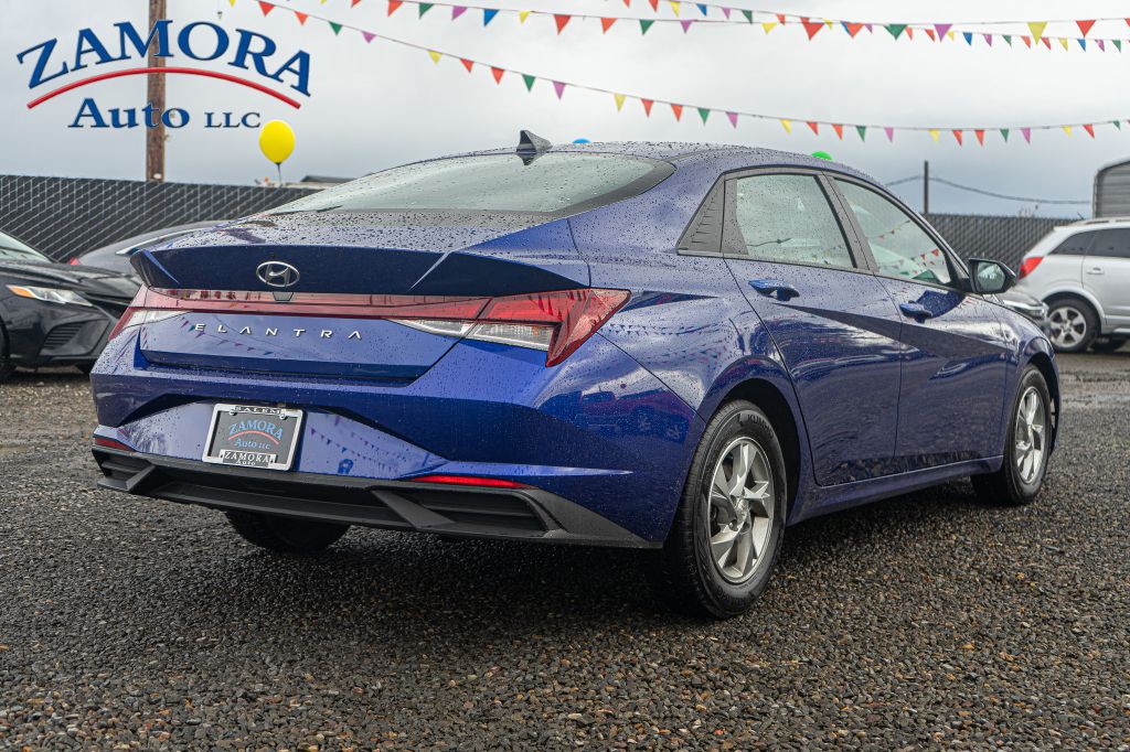 2022 Hyundai Elantra Image 6