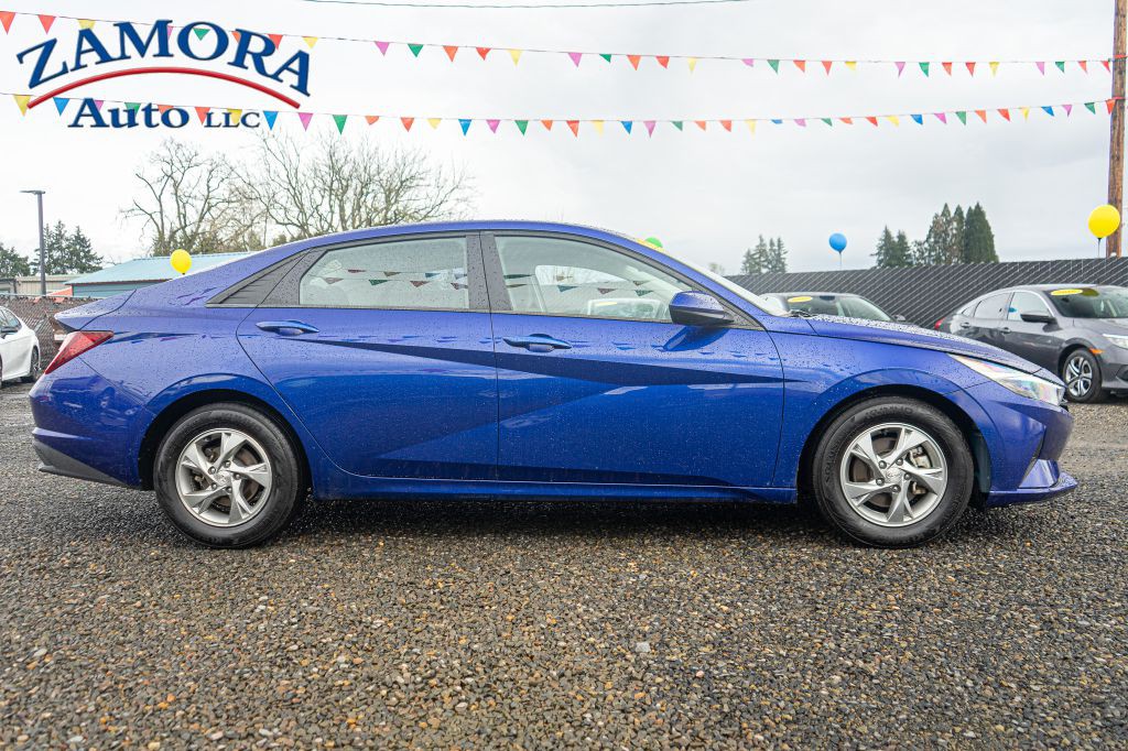2022 Hyundai Elantra Image 7