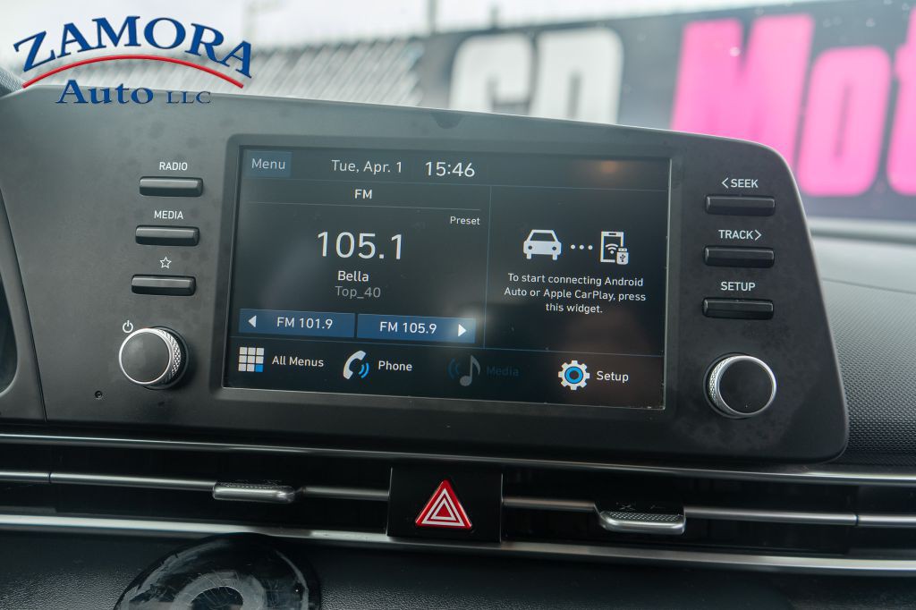 2022 Hyundai Elantra Image 15