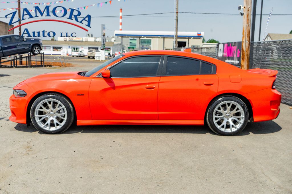 2021 Dodge Charger Image 4