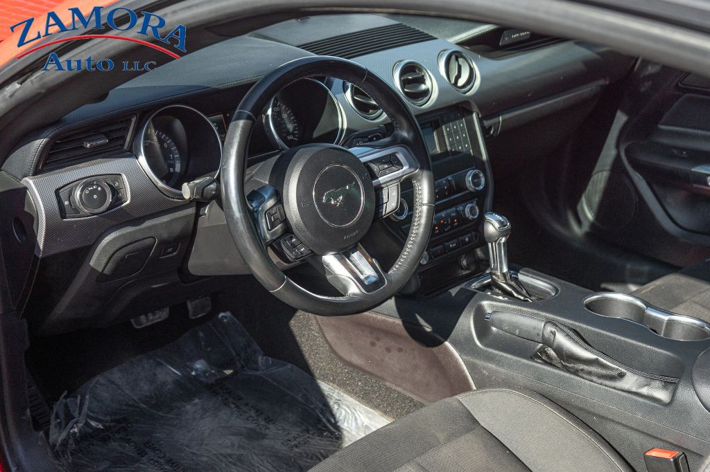 2019 Ford Mustang Image 7