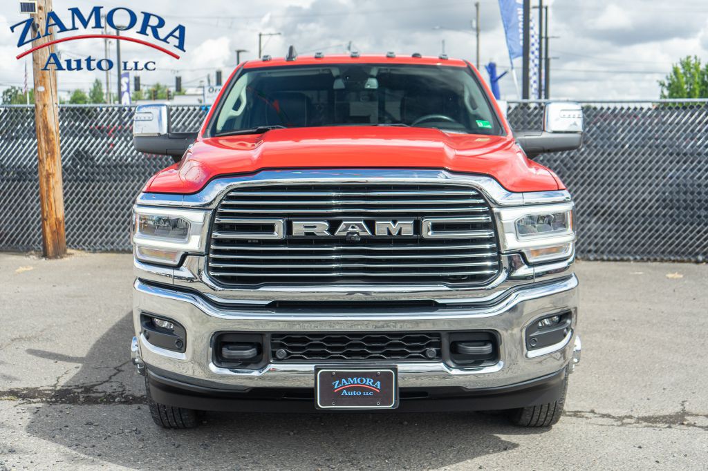 2023 RAM 3500 Image 2