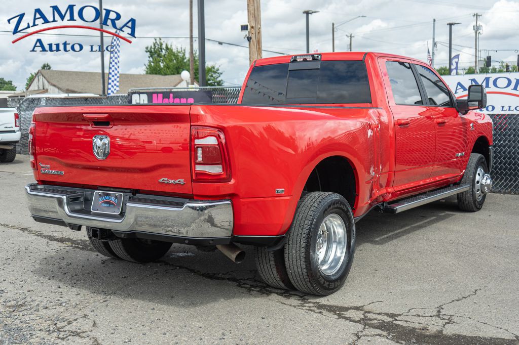 2023 RAM 3500 Image 7