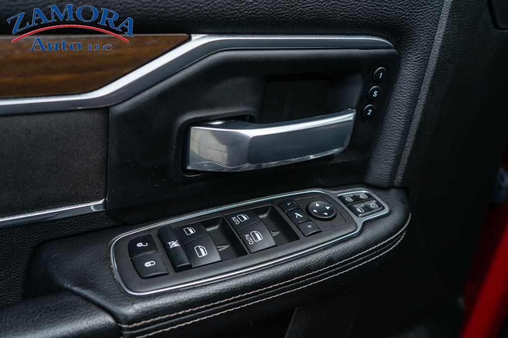 2023 RAM 3500 Image 10
