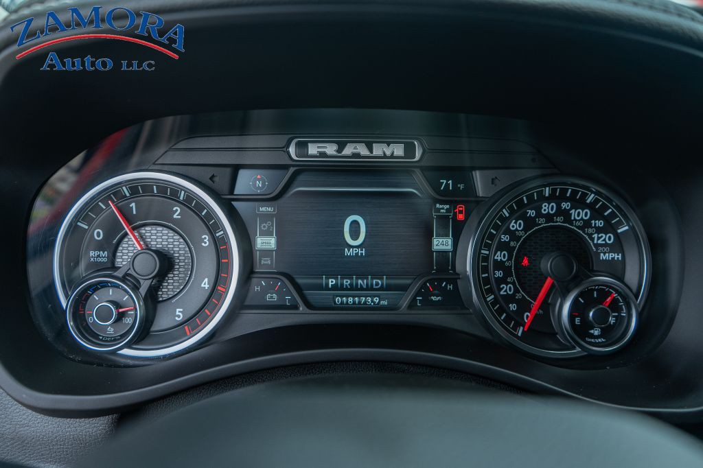 2023 RAM 3500 Image 12